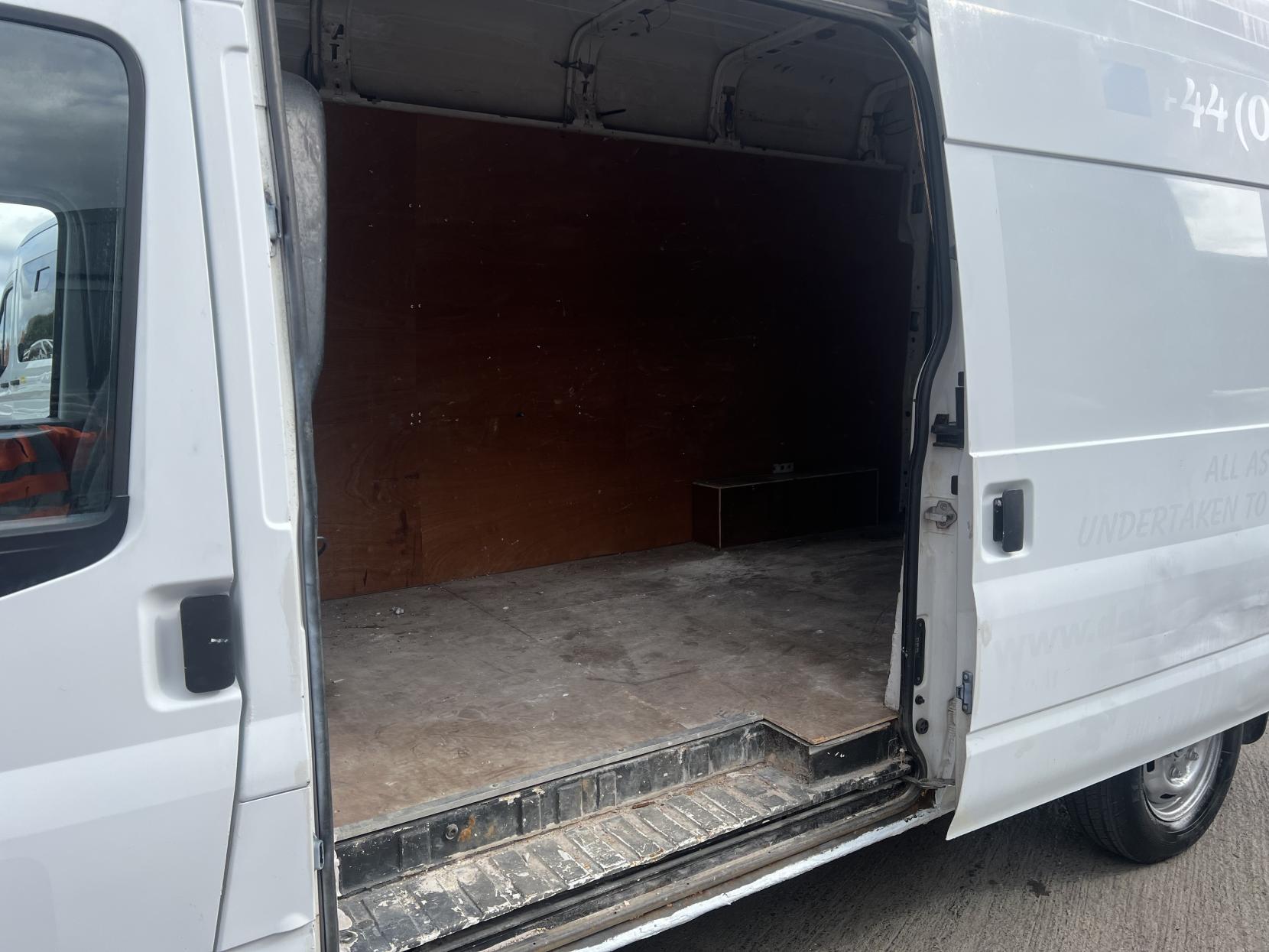 Ford Transit 2.2 TDCi 350 Duratorq Panel Van 3dr Diesel Manual FWD L3 H3 (113 bhp)