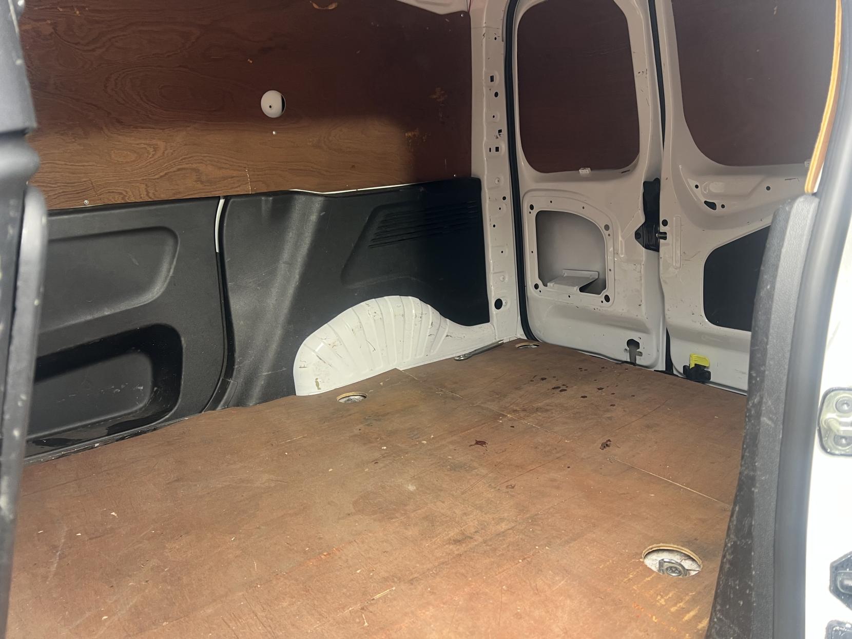 Vauxhall Combo 1.6 Turbo D 2000 Edition Panel Van 4dr Diesel Manual L1 H1 Euro 6 (75 ps)