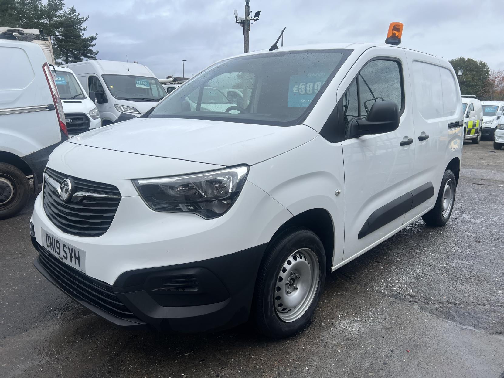 Vauxhall Combo 1.6 Turbo D 2000 Edition Panel Van 4dr Diesel Manual L1 H1 Euro 6 (75 ps)
