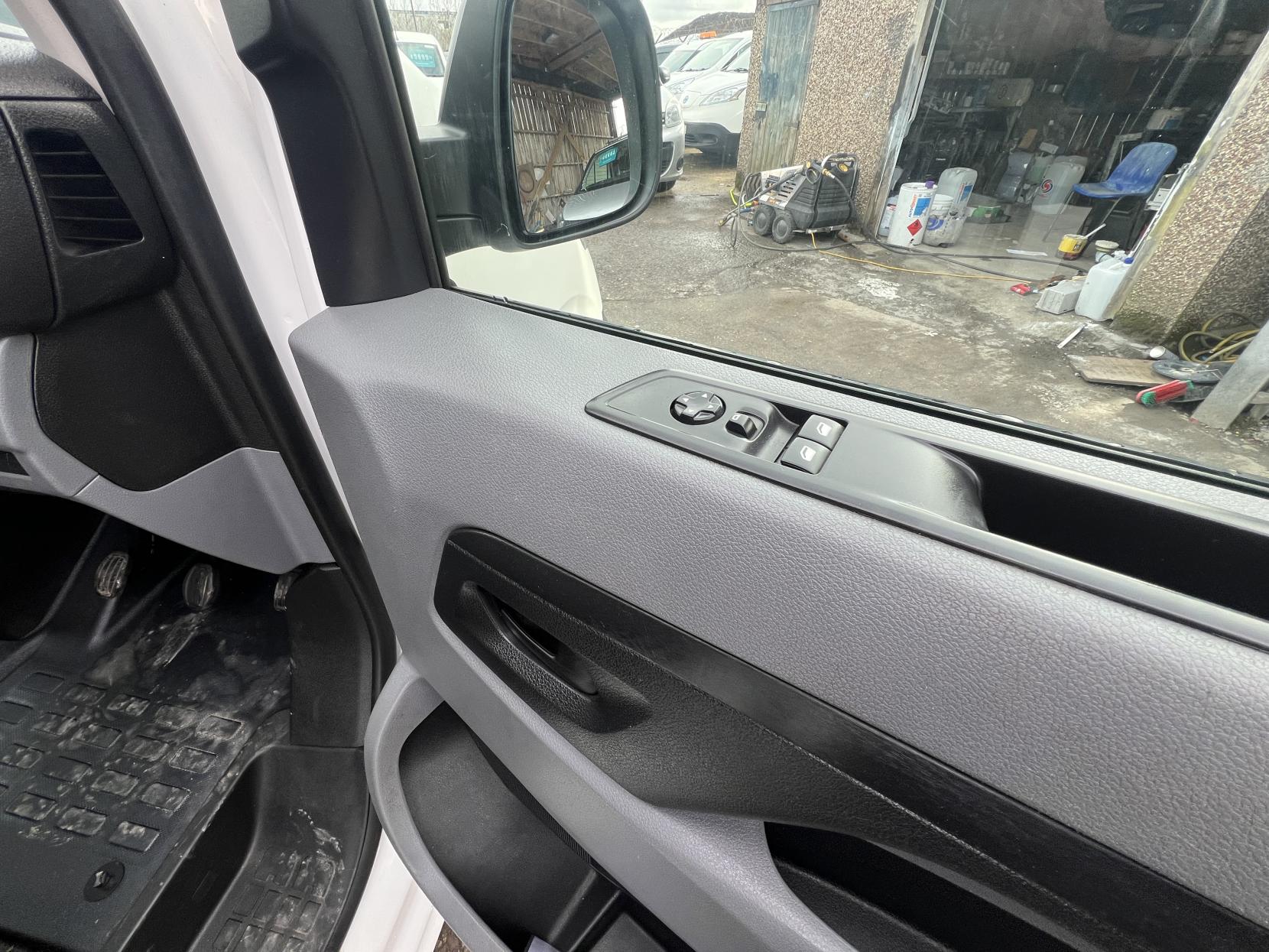 Citroen Dispatch 1.5 BlueHDi 1200 Enterprise XL Panel Van 6dr Diesel Manual FWD 3 Euro 6 (s/s) (100 ps)