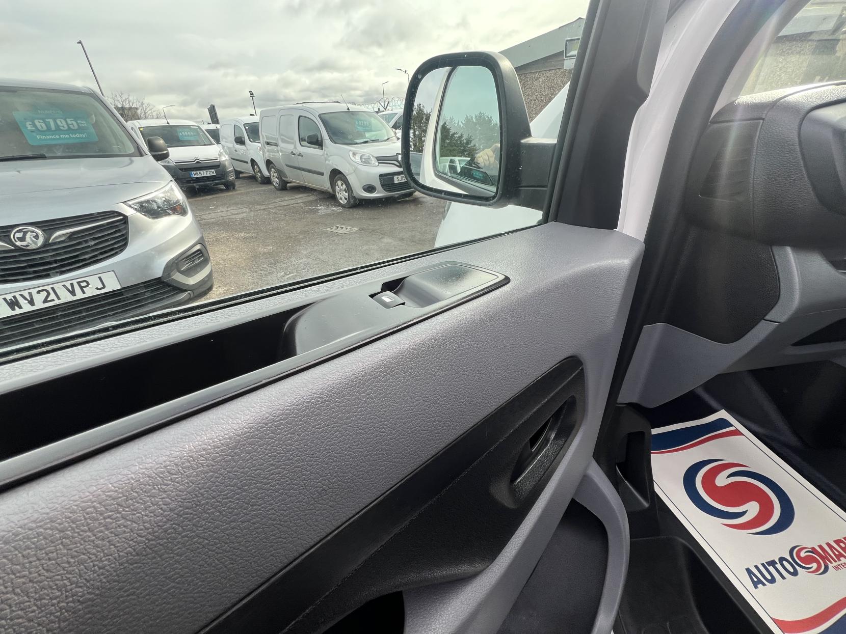 Citroen Dispatch 1.5 BlueHDi 1200 Enterprise XL Panel Van 6dr Diesel Manual FWD 3 Euro 6 (s/s) (100 ps)