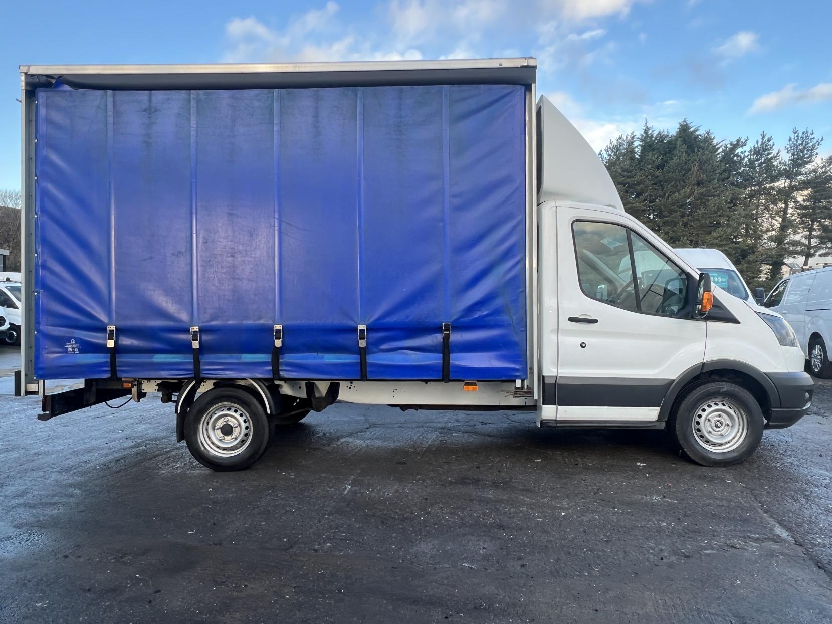 Ford Transit 2.0 350 EcoBlue Chassis Cab 2dr Diesel Manual FWD L3 H1 Euro 6 (170 ps)