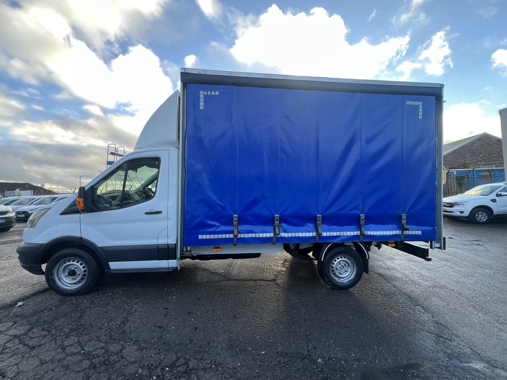 Ford Transit 2.0 350 EcoBlue Chassis Cab 2dr Diesel Manual FWD L3 H1 Euro 6 (170 ps)