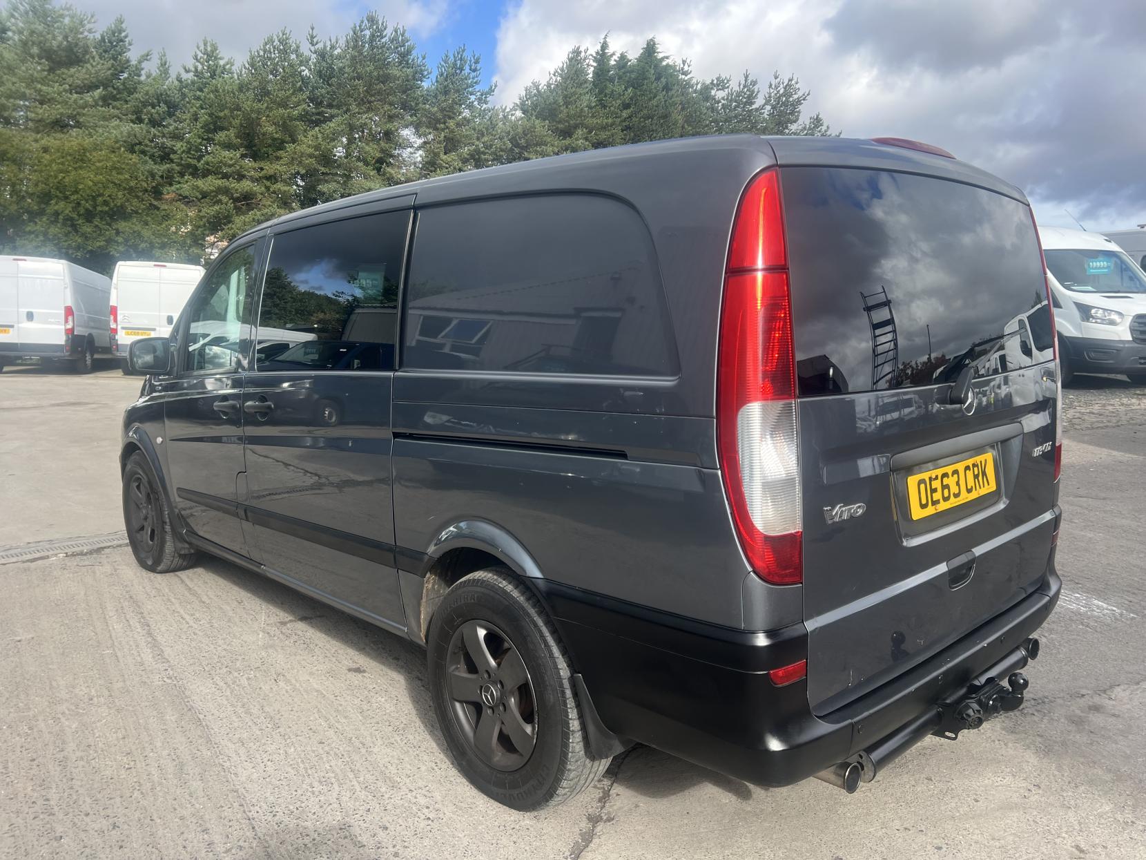 Mercedes-Benz Vito 2.1 113 CDi Dualiner Minibus 5dr Diesel Manual L1 (182 g/km, 136 bhp)