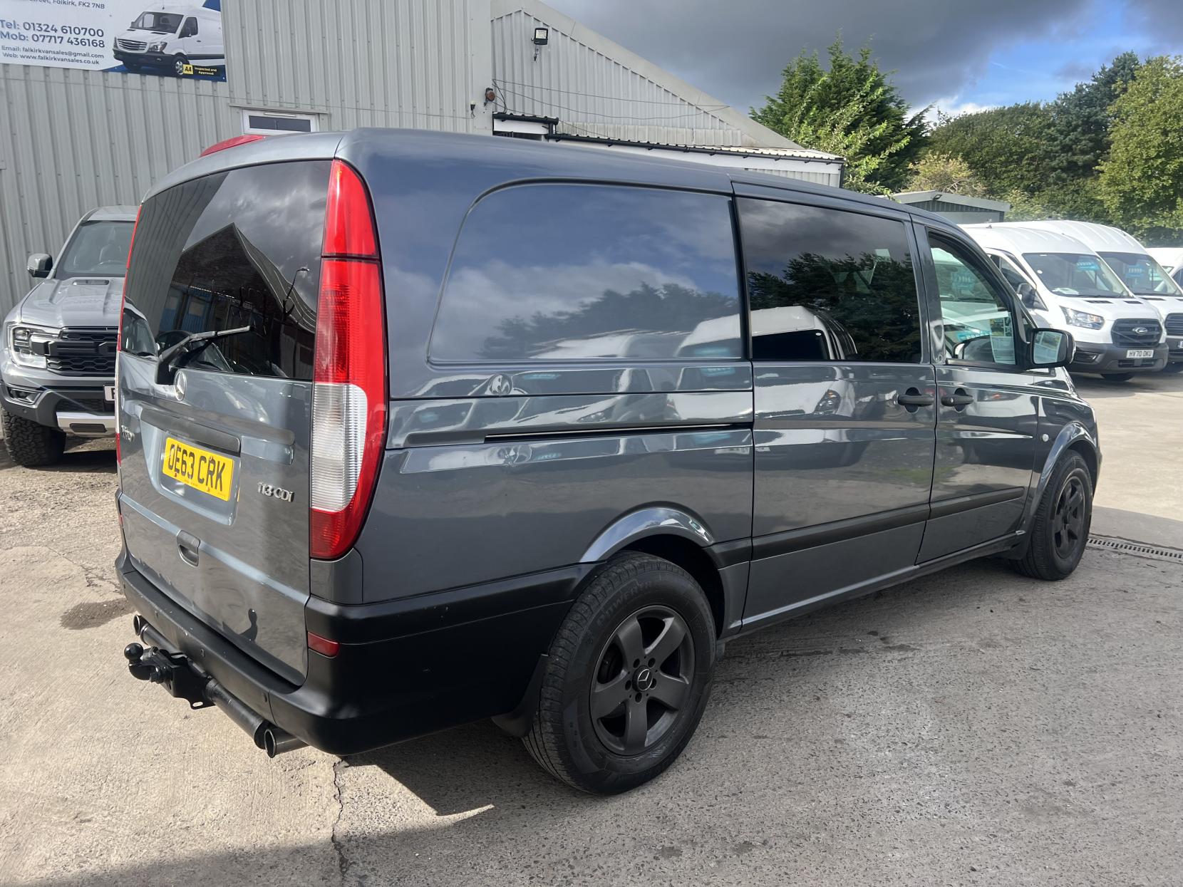 Mercedes-Benz Vito 2.1 113 CDi Dualiner Minibus 5dr Diesel Manual L1 (182 g/km, 136 bhp)