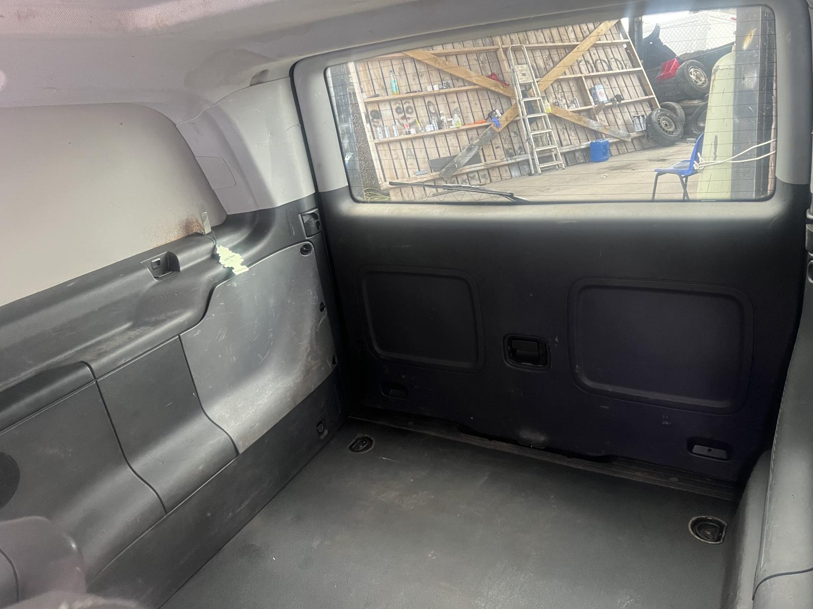 Mercedes-Benz Vito 2.1 113 CDi Dualiner Minibus 5dr Diesel Manual L1 (182 g/km, 136 bhp)