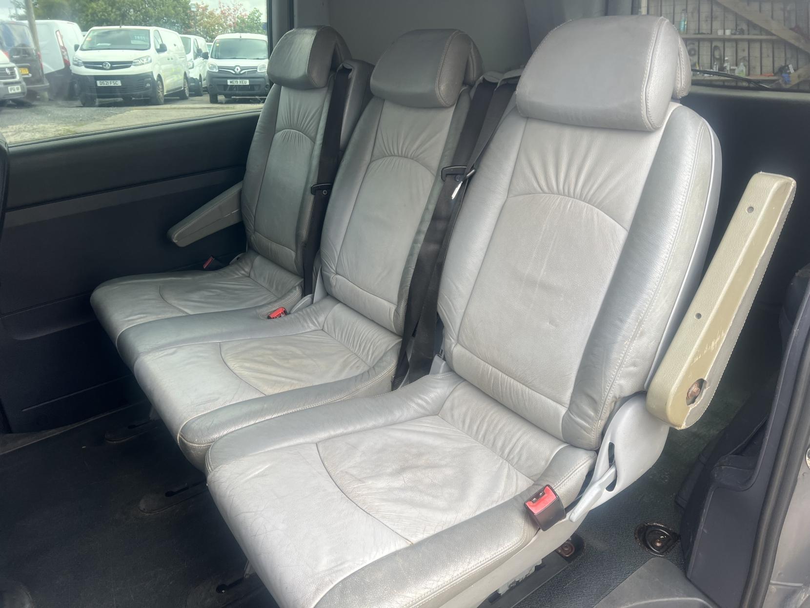 Mercedes-Benz Vito 2.1 113 CDi Dualiner Minibus 5dr Diesel Manual L1 (182 g/km, 136 bhp)