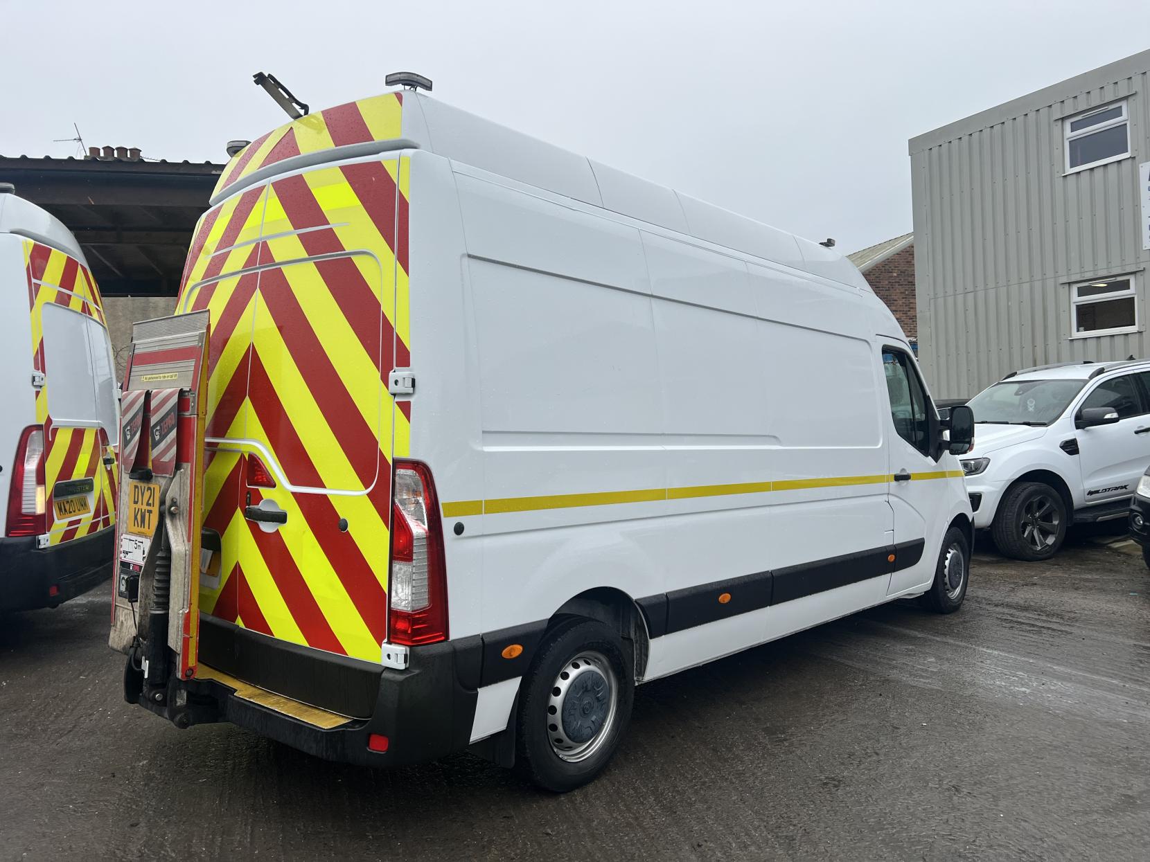 Vauxhall Movano 2.3 CDTi 3500 BiTurbo Edition Panel Van 5dr Diesel Manual FWD L3 H3 Euro 6 (135 ps)