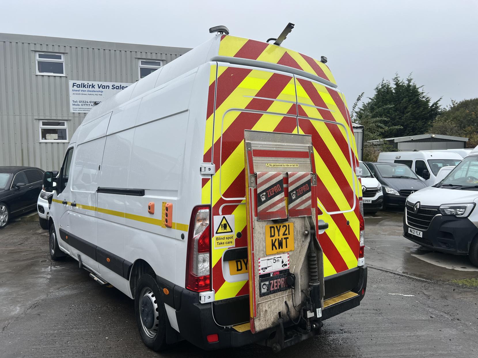 Vauxhall Movano 2.3 CDTi 3500 BiTurbo Edition Panel Van 5dr Diesel Manual FWD L3 H3 Euro 6 (135 ps)