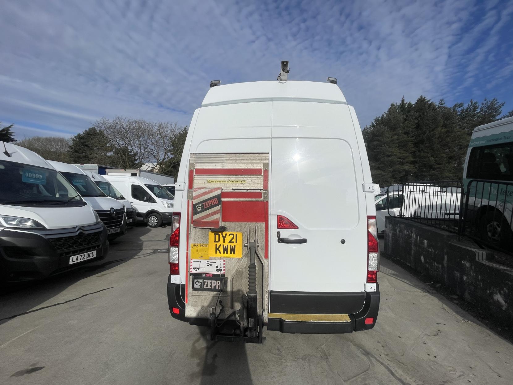Vauxhall Movano 2.3 CDTi 3500 BiTurbo Edition Panel Van 5dr Diesel Manual FWD L3 H3 Euro 6 (135 ps)