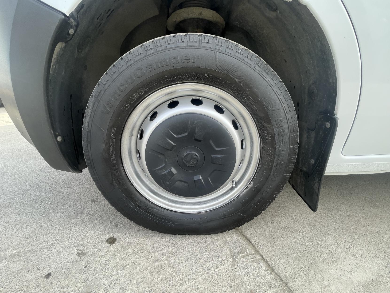 Vauxhall Movano 2.3 CDTi 3500 BiTurbo Edition Panel Van 5dr Diesel Manual FWD L3 H3 Euro 6 (135 ps)