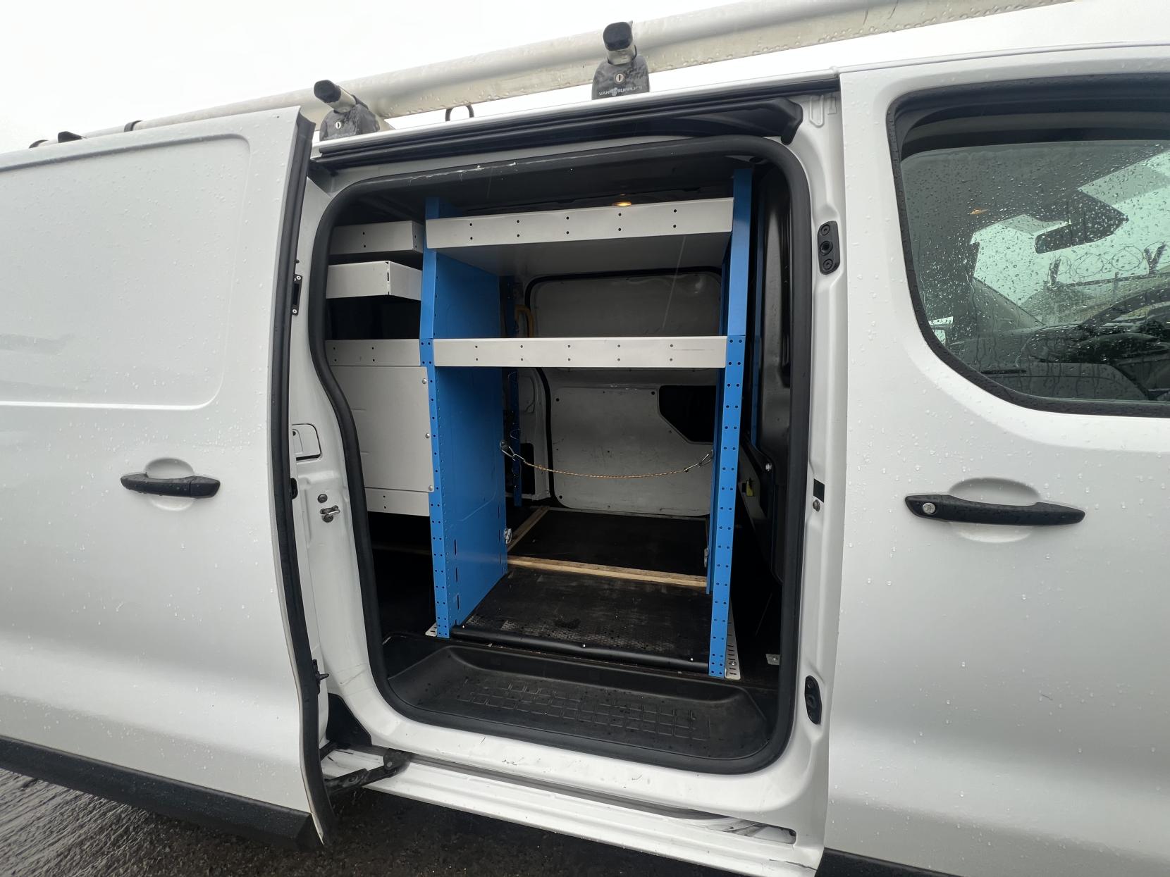 Peugeot Expert 1.6 BlueHDi 1000 Professional Standard Panel Van 6dr Diesel Manual MWB Euro 6 (95 ps)