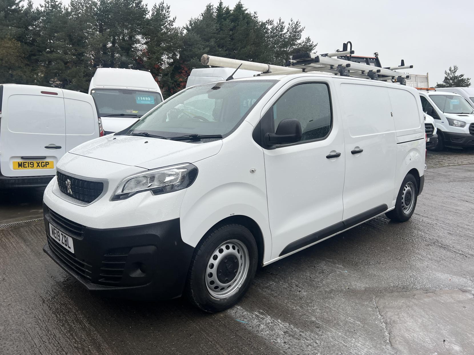 Peugeot Expert 1.6 BlueHDi 1000 Professional Standard Panel Van 6dr Diesel Manual MWB Euro 6 (95 ps)
