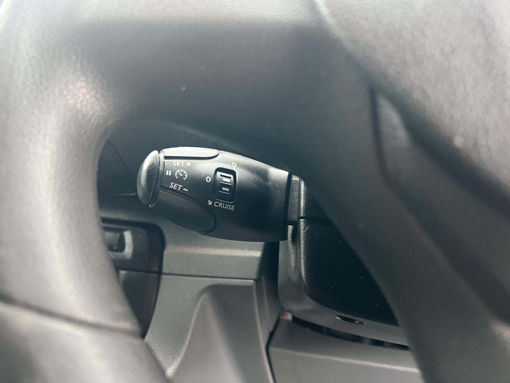 Peugeot Expert 1.6 BlueHDi 1000 Professional Standard Panel Van 6dr Diesel Manual MWB Euro 6 (95 ps)