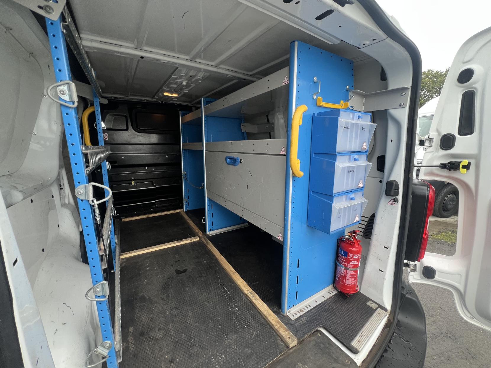 Peugeot Expert 1.6 BlueHDi 1000 Professional Standard Panel Van 6dr Diesel Manual MWB Euro 6 (95 ps)