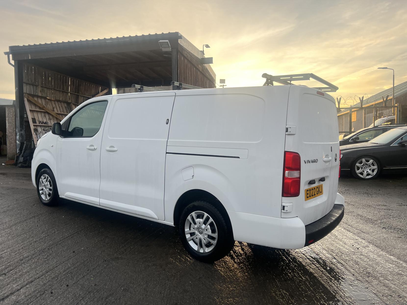 Vauxhall Vivaro 1.5 Turbo D 2900 Sportive Panel Van 6dr Diesel Manual L2 H1 Euro 6 (s/s) (100 ps)