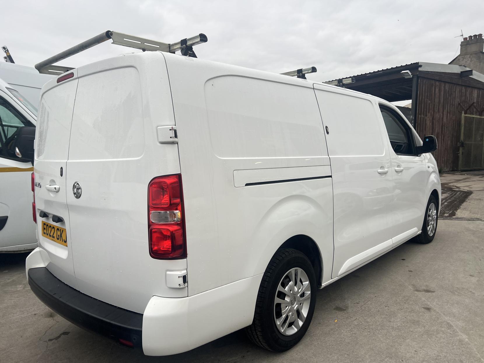 Vauxhall Vivaro 1.5 Turbo D 2900 Sportive Panel Van 6dr Diesel Manual L2 H1 Euro 6 (s/s) (100 ps)