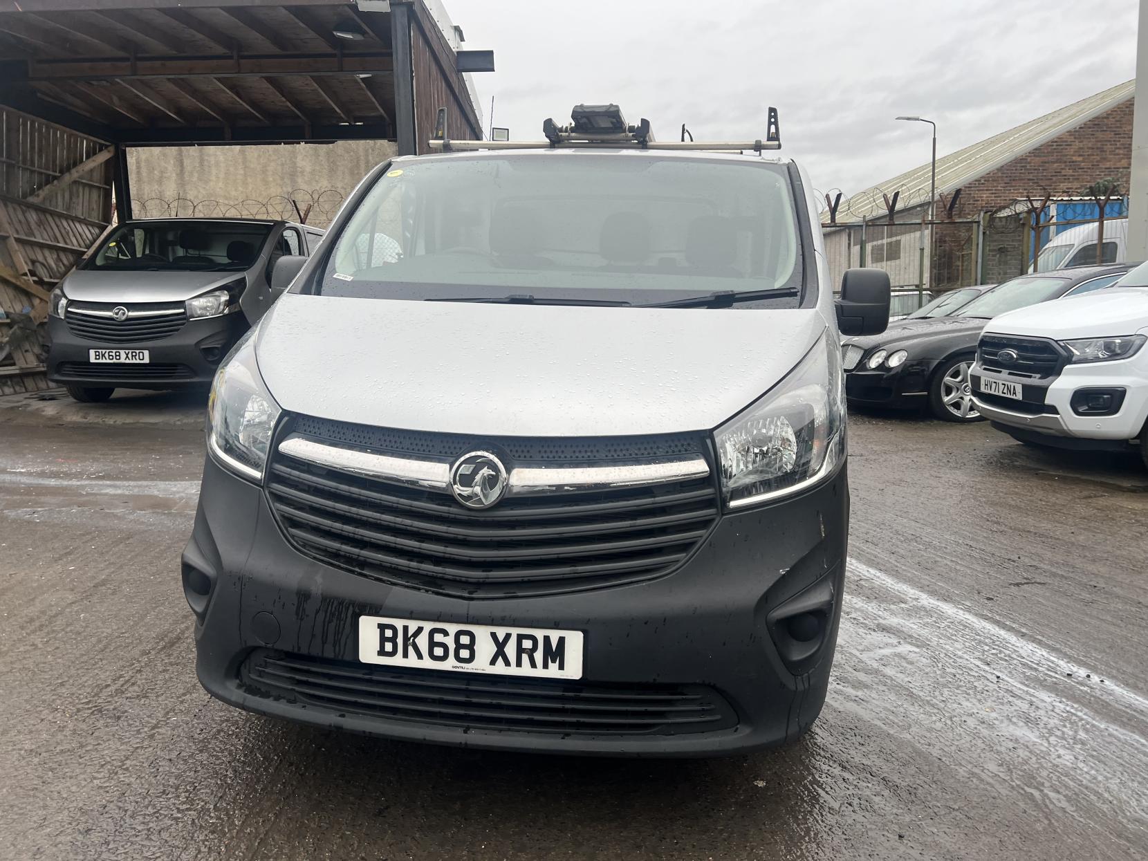 Vauxhall Vivaro 1.6 CDTi 2900 Panel Van 5dr Diesel Manual L2 H1 Euro 6 (s/s) (95 ps)
