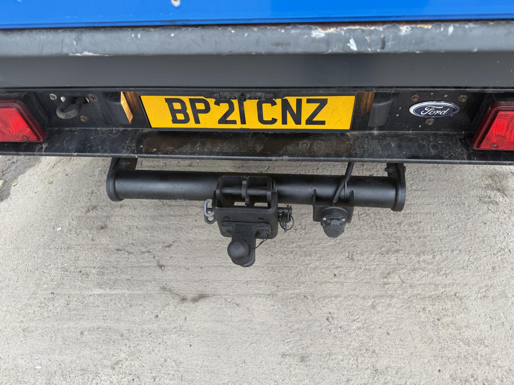 Ford Transit 2.0 350 EcoBlue HD Leader Chassis Cab 2dr Diesel Manual RWD L2 Euro 6 (s/s) (130 ps)