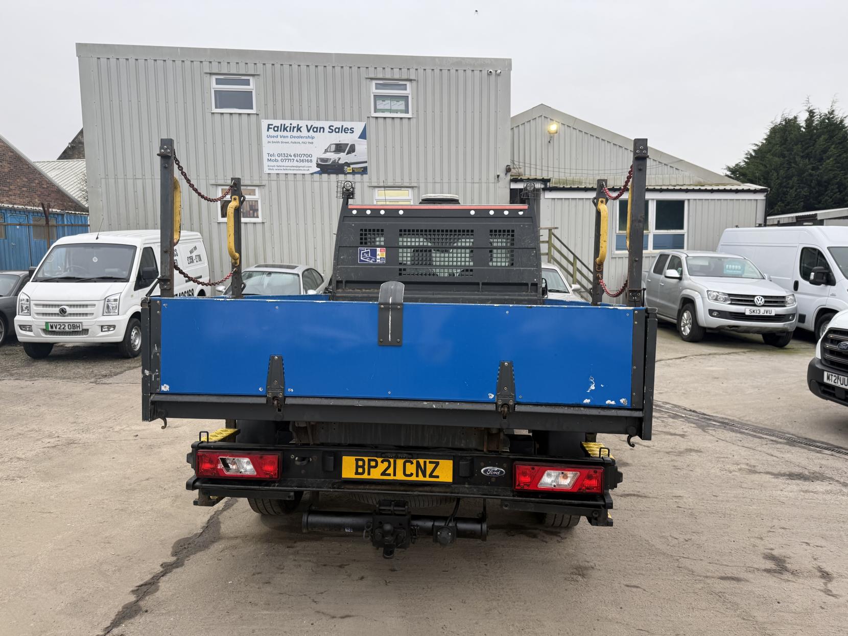 Ford Transit 2.0 350 EcoBlue HD Leader Chassis Cab 2dr Diesel Manual RWD L2 Euro 6 (s/s) (130 ps)