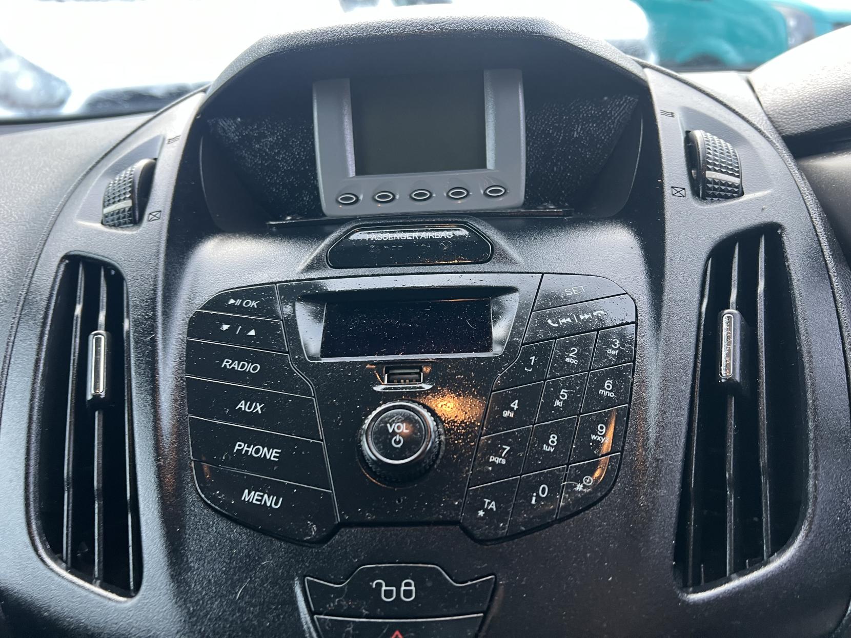 Ford Transit Connect 1.5 TDCi 220 Panel Van 5dr Diesel Manual L1 H1 (124 g/km, 99 bhp)