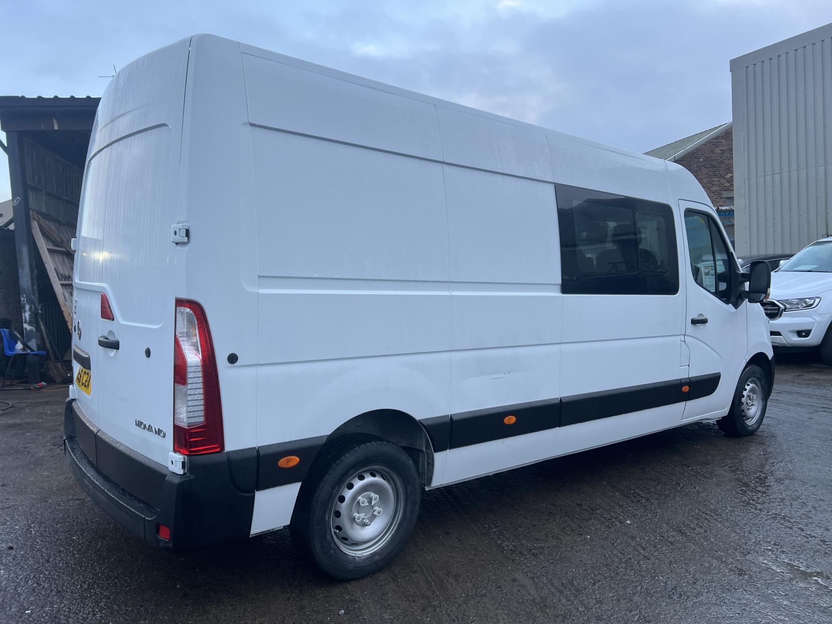 Vauxhall Movano 2.3 CDTi 3500 Panel Van 5dr Diesel Manual FWD L3 H2 Euro 5 (110 ps)