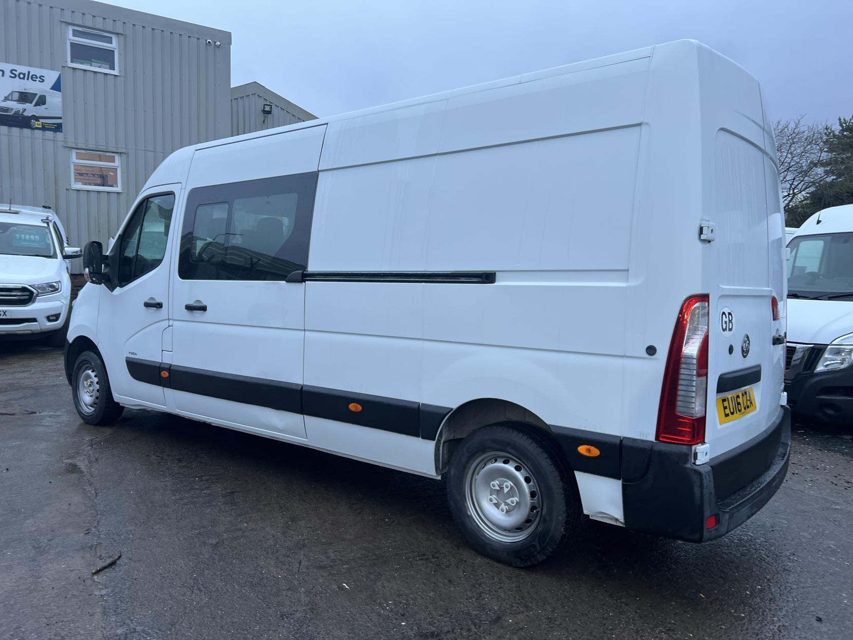Vauxhall Movano 2.3 CDTi 3500 Panel Van 5dr Diesel Manual FWD L3 H2 Euro 5 (110 ps)