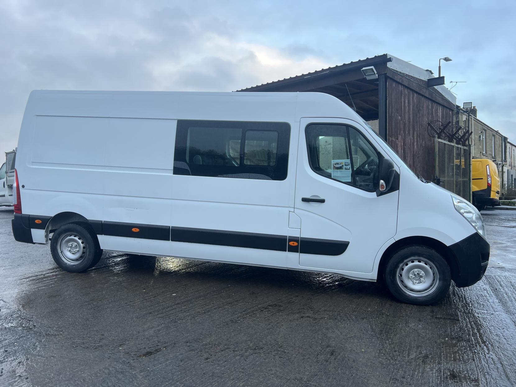 Vauxhall Movano 2.3 CDTi 3500 Panel Van 5dr Diesel Manual FWD L3 H2 Euro 5 (110 ps)