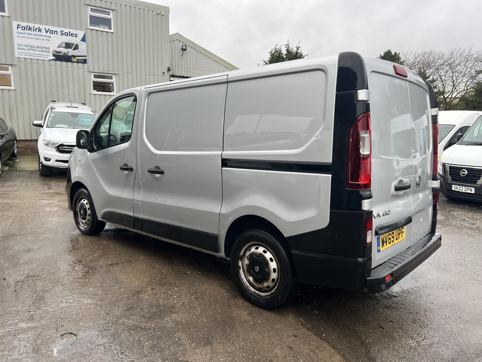 Vauxhall Vivaro 1.6 CDTi 2700 Panel Van 5dr Diesel Manual L1 H1 Euro 6 (95 ps)
