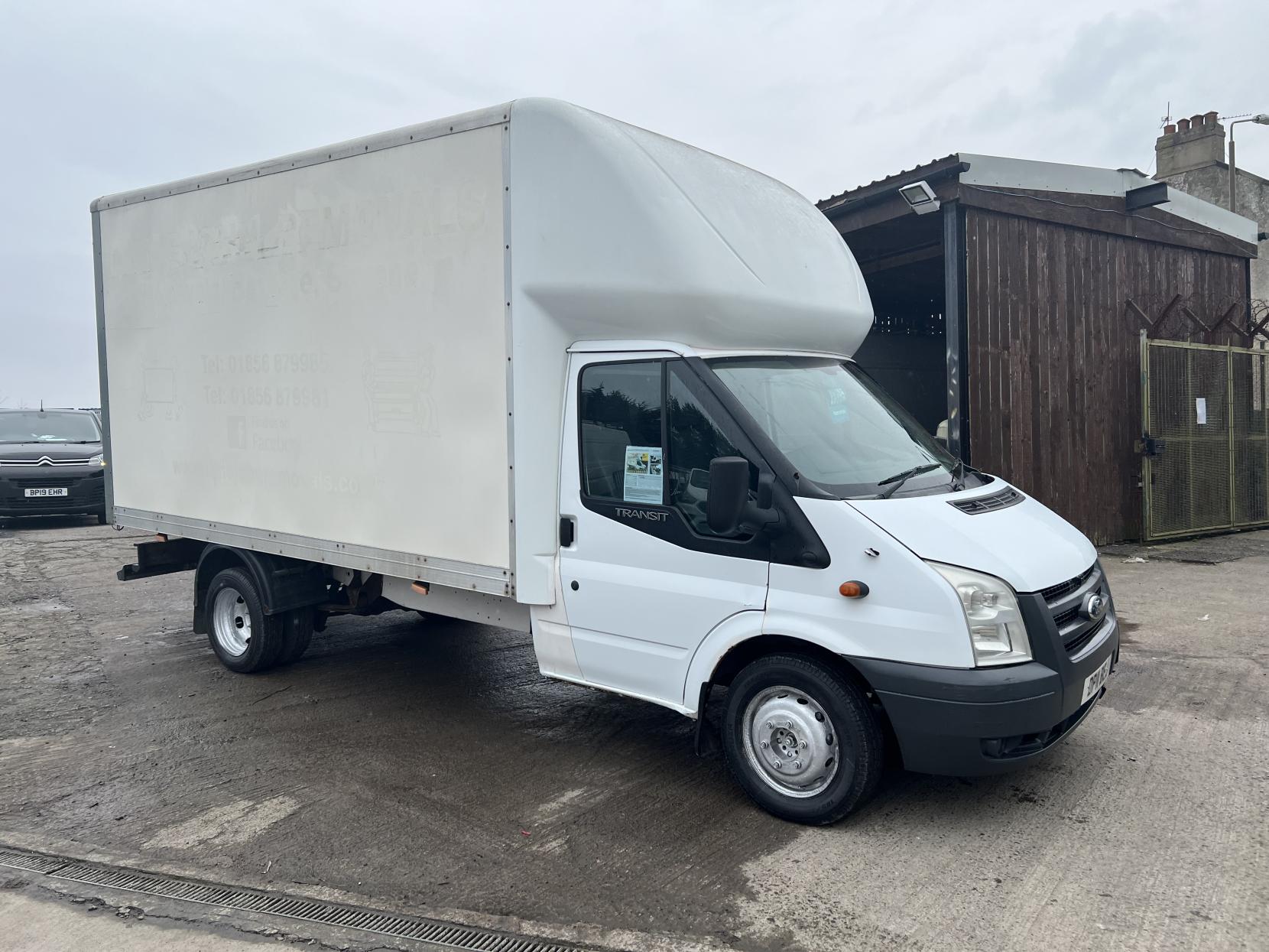 Ford Transit 2.4 TDCi 350 Chassis Cab 2dr Diesel Manual RWD L4 (DRW) (113 bhp)