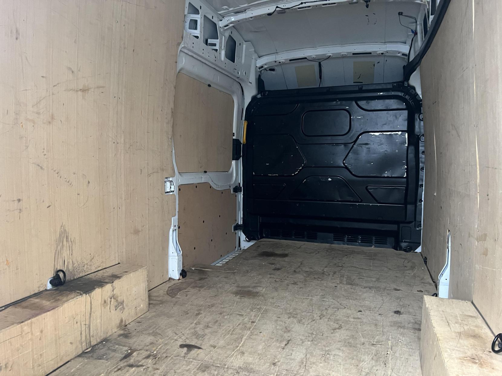 Ford Transit 2.0 350 EcoBlue Leader Panel Van 5dr Diesel Manual RWD L3 H3 Euro 6 (s/s) (130 ps)