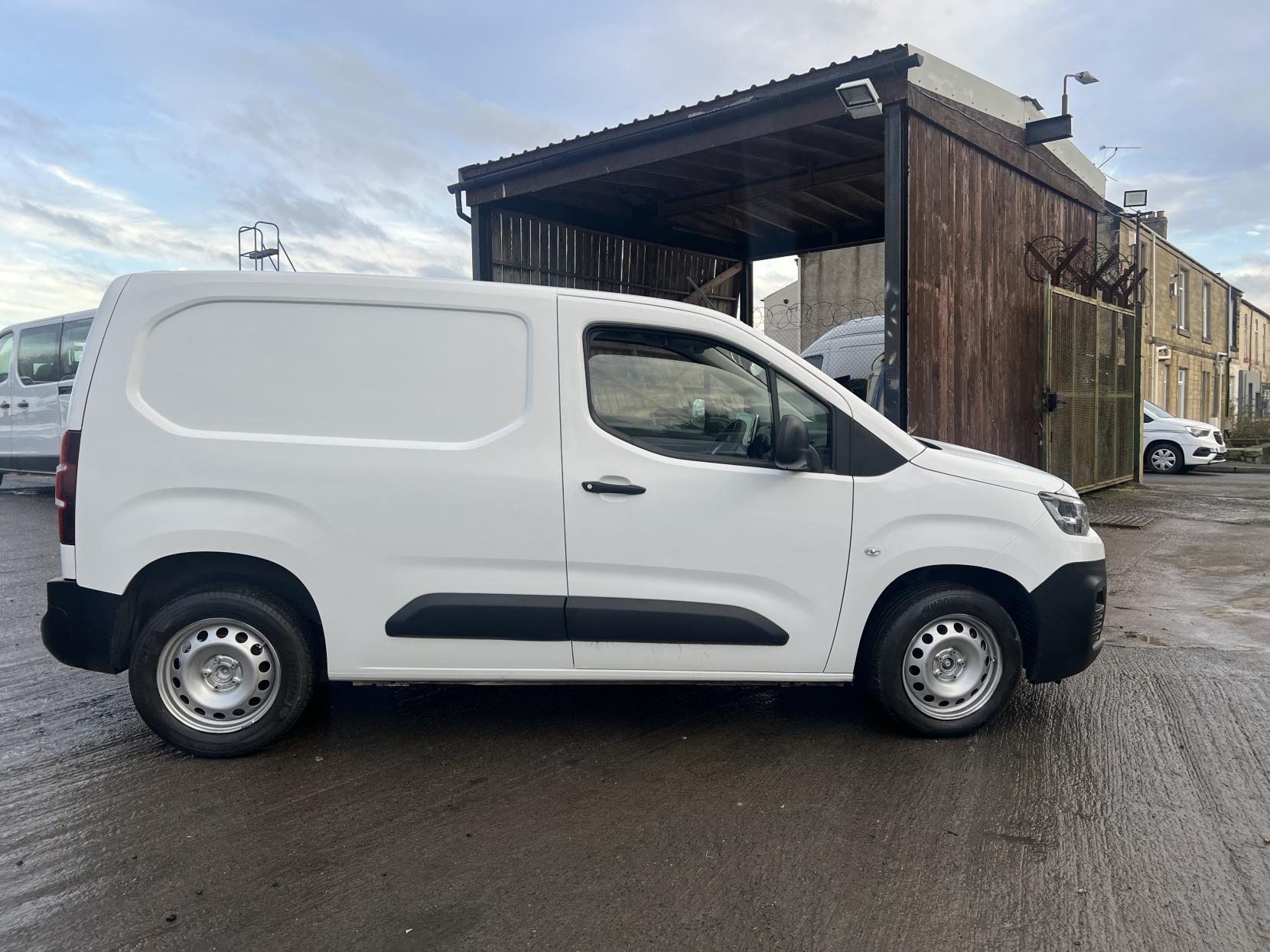 Citroen Berlingo 1.5 BlueHDi 1000 Enterprise M Pro Panel Van 5dr Diesel Manual SWB Euro 6 (s/s) (100 ps)