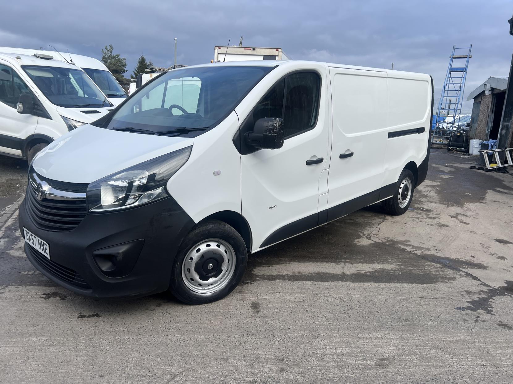 Vauxhall Vivaro 1.6 CDTi 2900 Panel Van 5dr Diesel Manual L2 H1 Euro 6 (s/s) (95 ps)