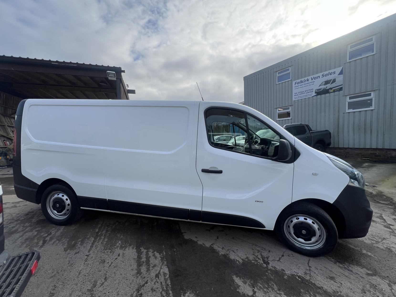 Vauxhall Vivaro 1.6 CDTi 2900 Panel Van 5dr Diesel Manual L2 H1 Euro 6 (s/s) (95 ps)