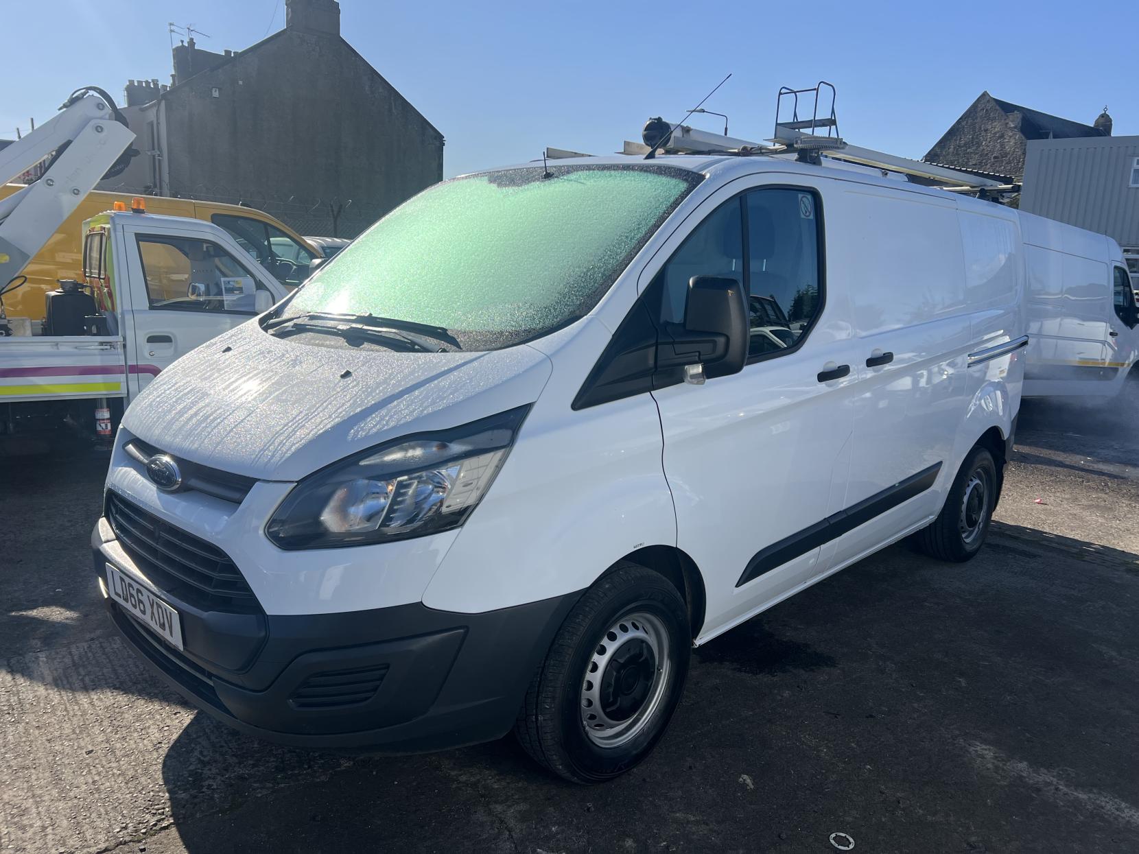 Ford Transit Custom 2.0 TDCi 310 Panel Van 5dr Diesel Manual L1 H1 (163 g/km, 104 bhp)