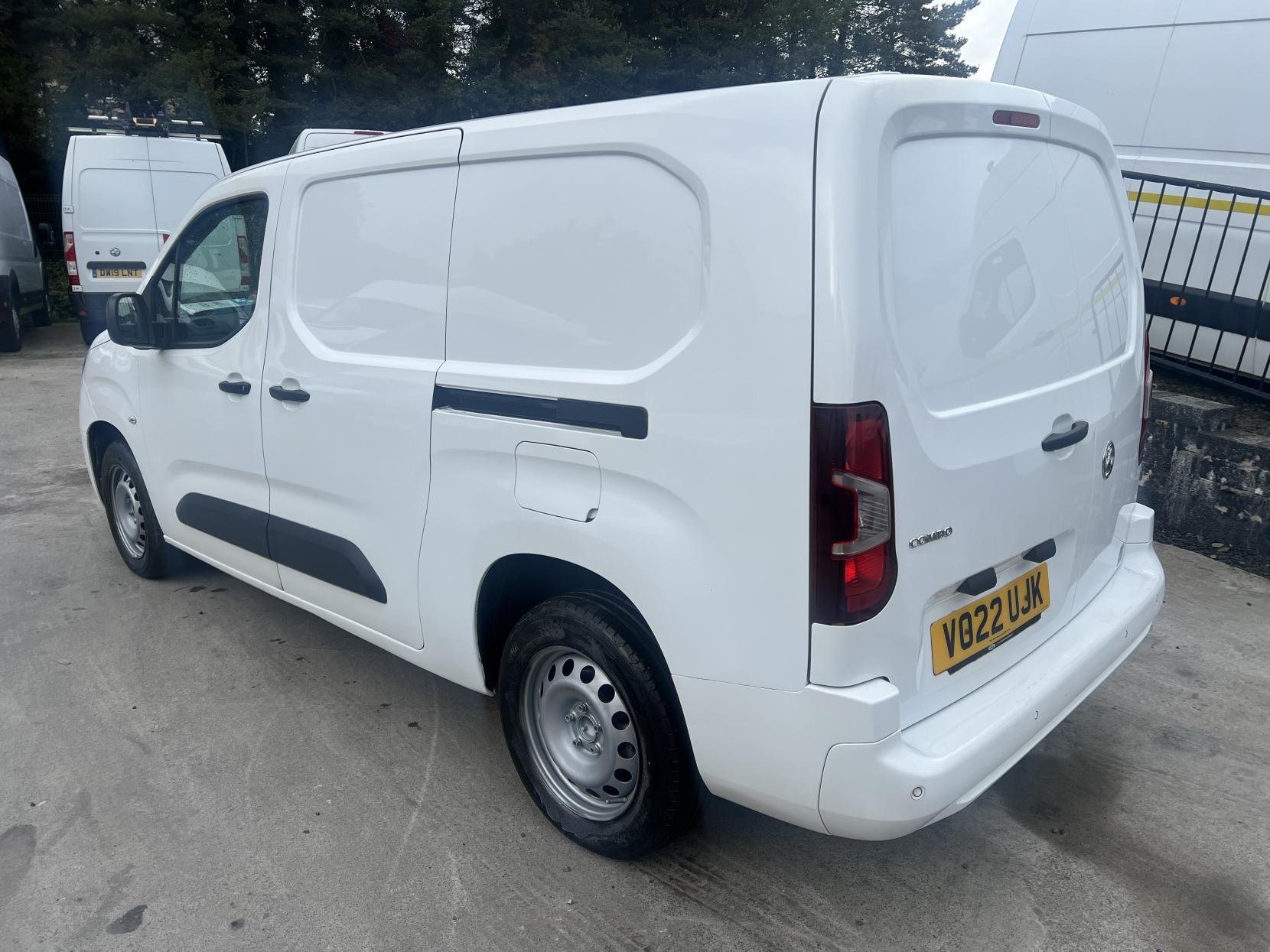 Vauxhall Combo 1.5 Turbo D 2300 Sportive Panel Van 4dr Diesel Manual L2 H1 Euro 6 (100 ps)