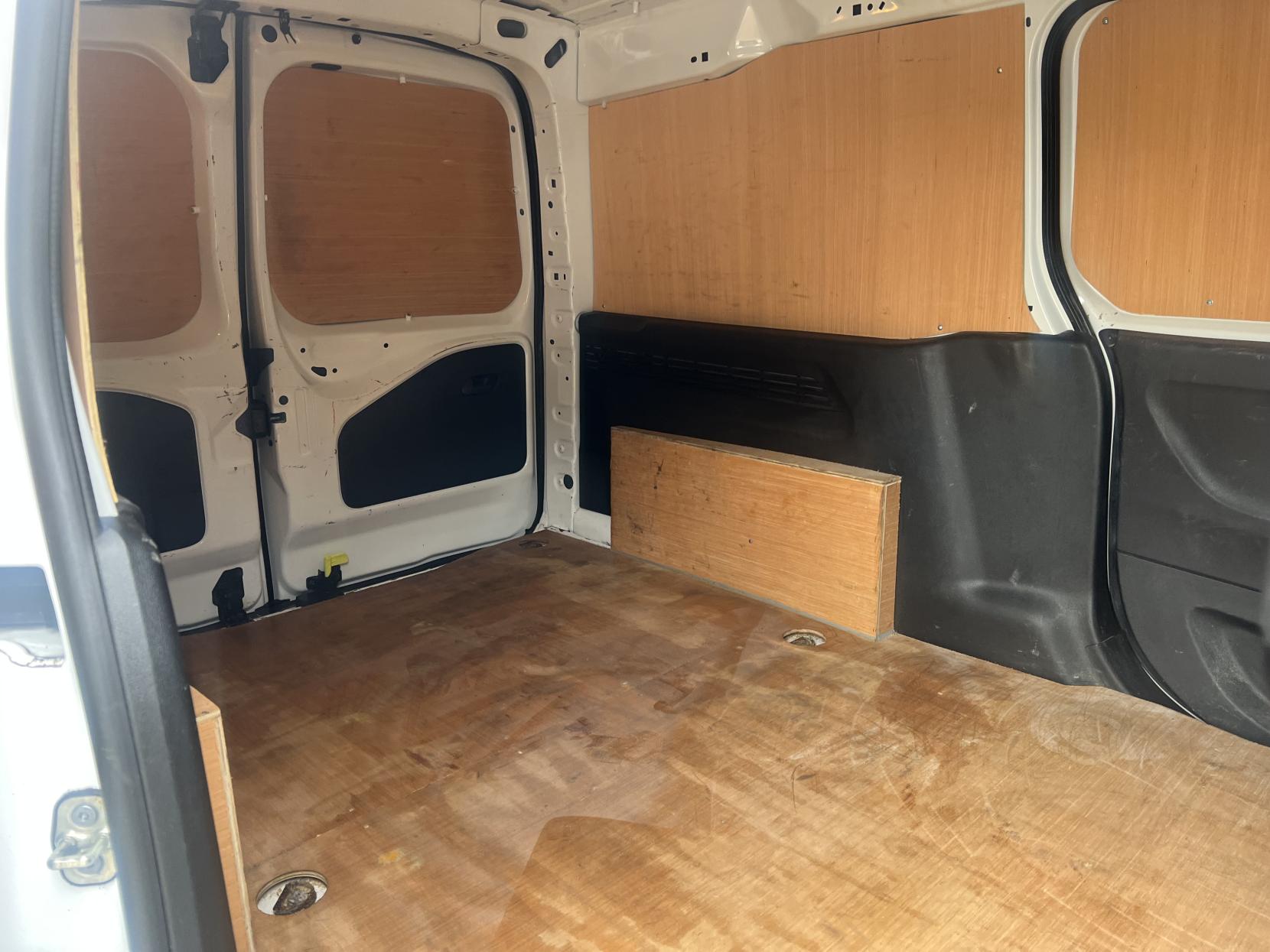 Vauxhall Combo 1.5 Turbo D 2300 Sportive Panel Van 4dr Diesel Manual L2 H1 Euro 6 (100 ps)