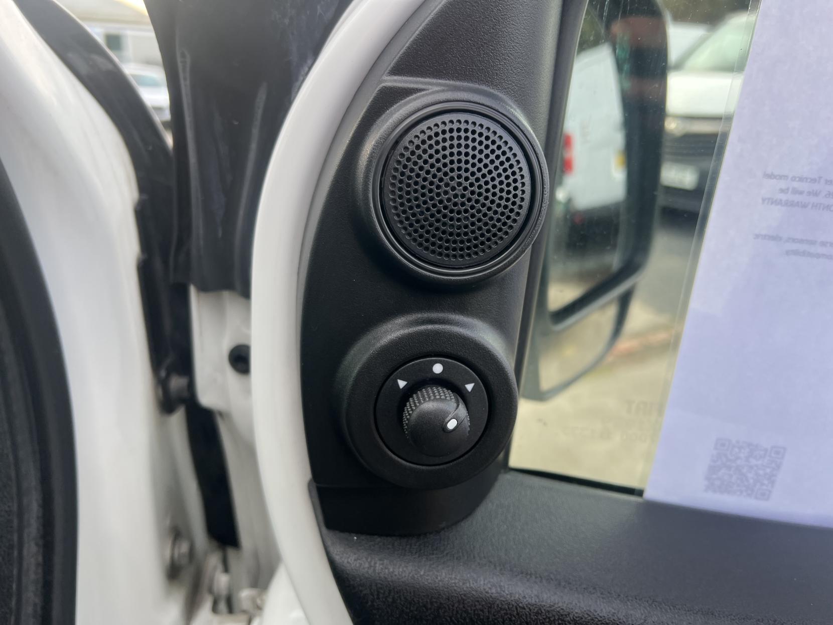 Fiat Doblo 1.6 MultiJetII Maxi Tecnico Panel Van 6dr Diesel Manual L2 H1 Euro 6 (s/s) (105 bhp)