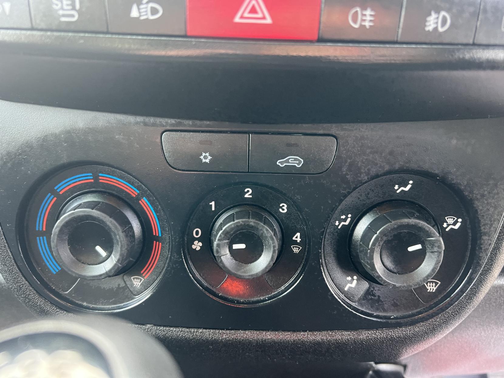 Fiat Doblo 1.6 MultiJetII Maxi Tecnico Panel Van 6dr Diesel Manual L2 H1 Euro 6 (s/s) (105 bhp)