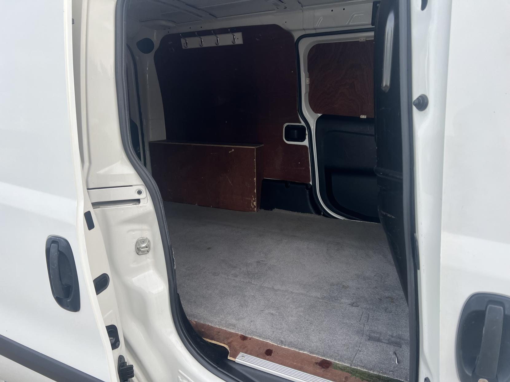 Fiat Doblo 1.6 MultiJetII Maxi Tecnico Panel Van 6dr Diesel Manual L2 H1 Euro 6 (s/s) (105 bhp)