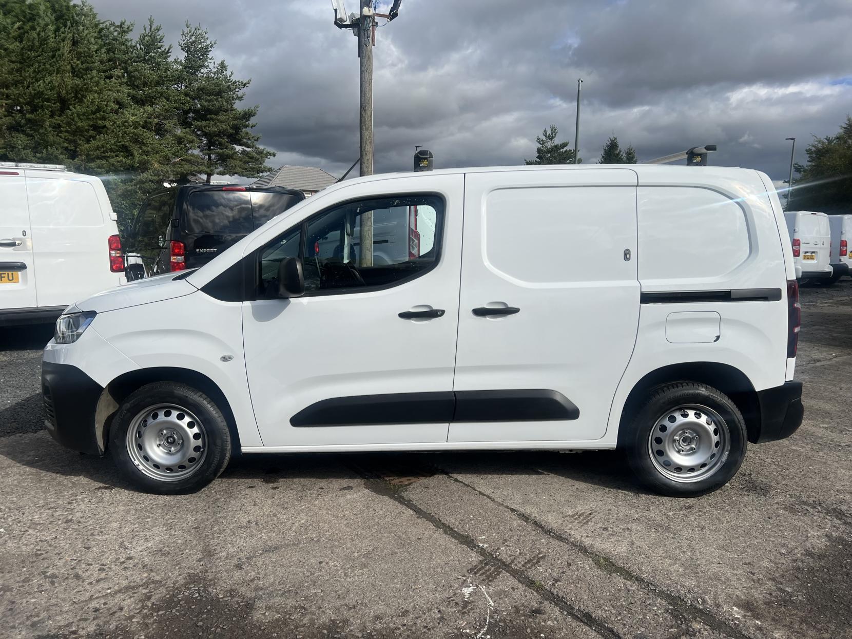 Citroen Berlingo 1.5 BlueHDi 1000 Enterprise M Panel Van 5dr Diesel Manual SWB Euro 6 (s/s) (100 ps)