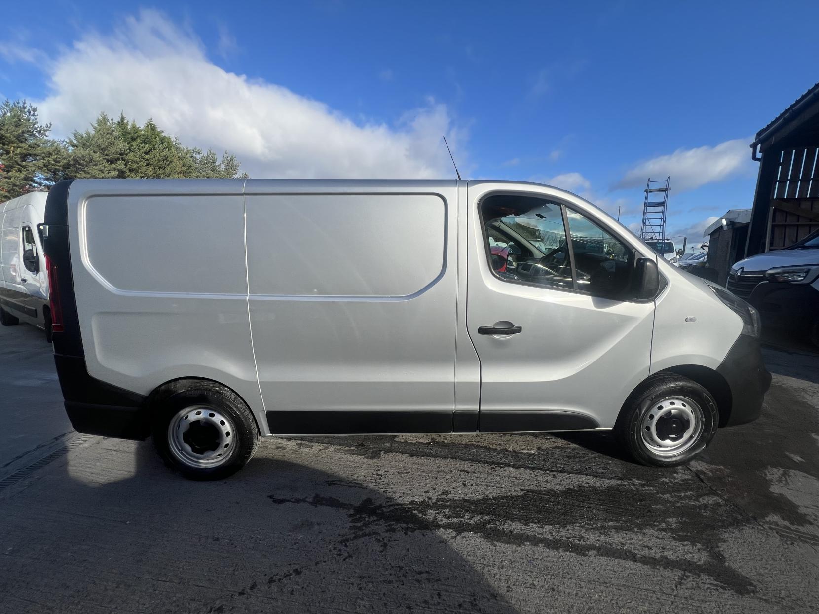 Vauxhall Vivaro 1.6 CDTi 2700 Panel Van 5dr Diesel Manual L1 H1 Euro 6 (s/s) (95 ps)