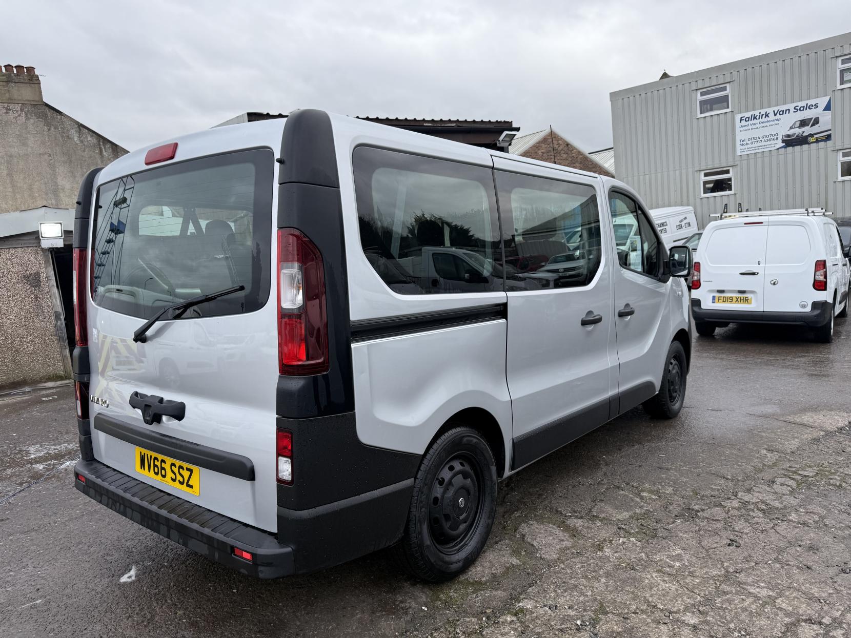 Vauxhall Vivaro 1.6 Combi Van (2014 - 2019)