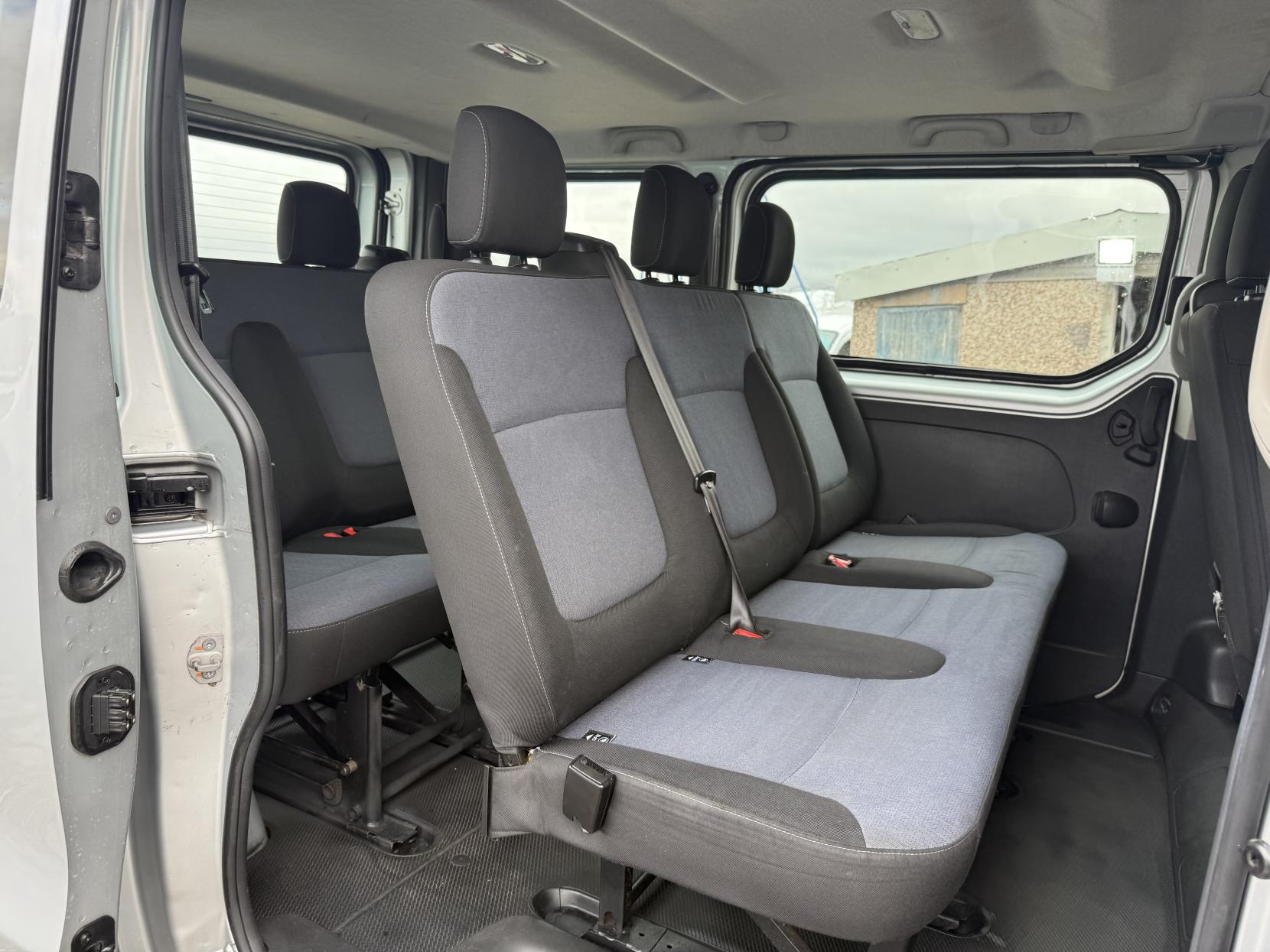 Vauxhall Vivaro 1.6 Combi Van (2014 - 2019)