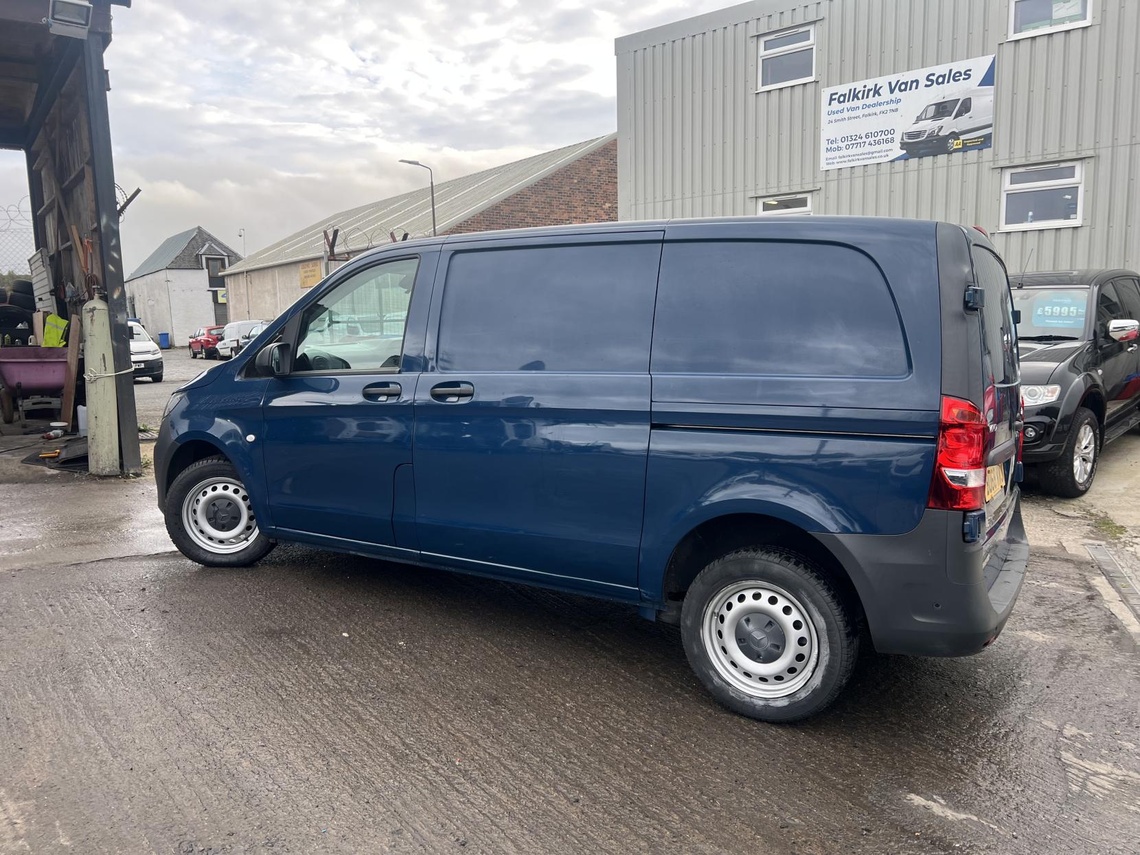 Mercedes-Benz Vito 1.6 111 CDI Panel Van 5dr Diesel Manual FWD L1 Euro 5 (114 ps)