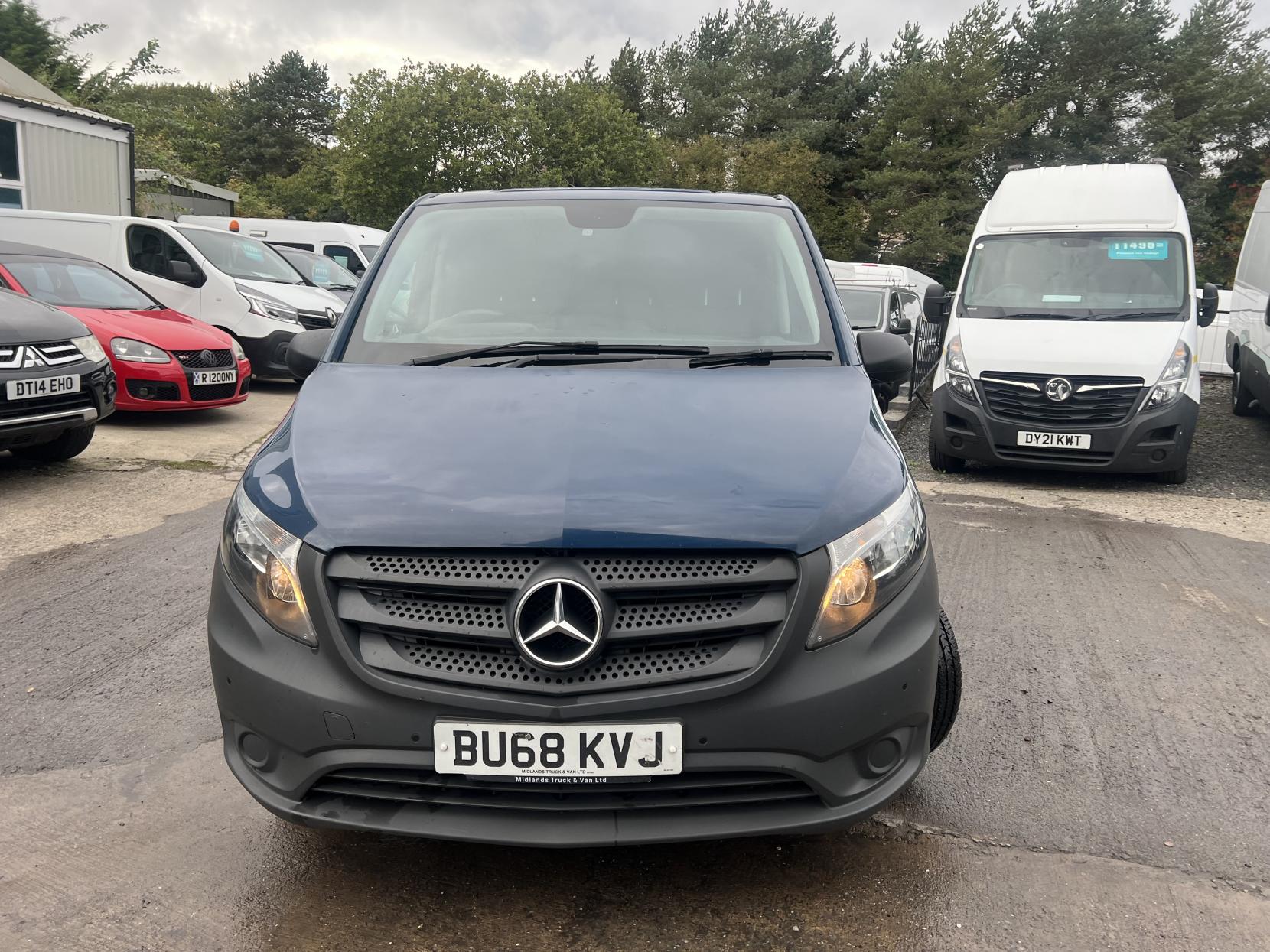 Mercedes-Benz Vito 1.6 111 CDI Panel Van 5dr Diesel Manual FWD L1 Euro 5 (114 ps)