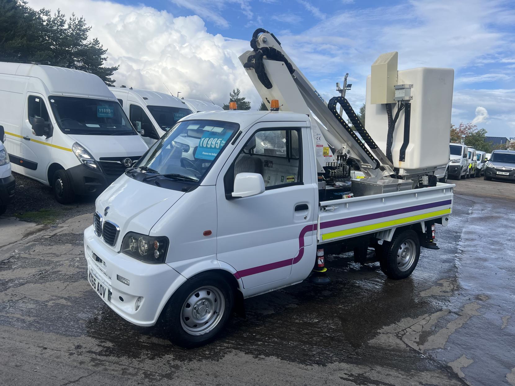 DFSK Loadhopper Cherry Picker
