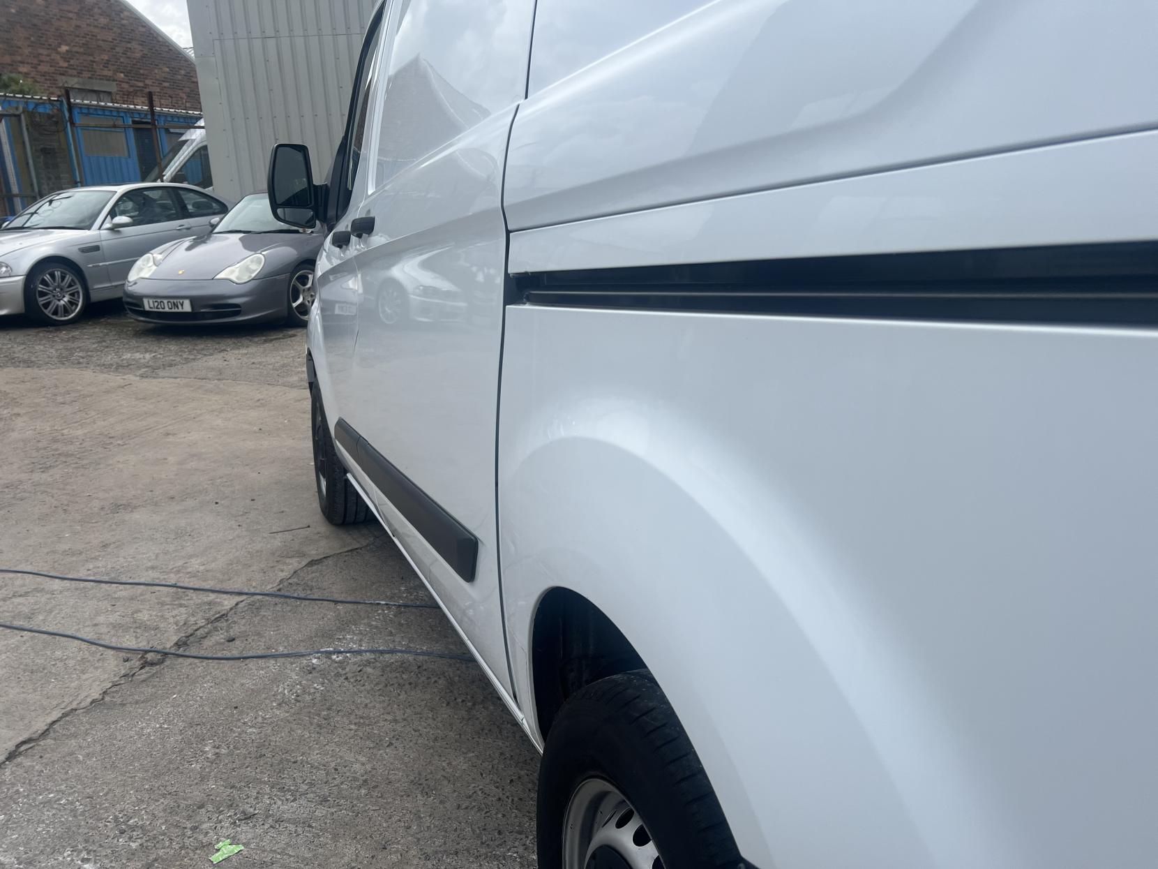 Ford Transit Custom 2.0 280 EcoBlue Panel Van 5dr Diesel Manual L1 H1 Euro 6 (105 ps)