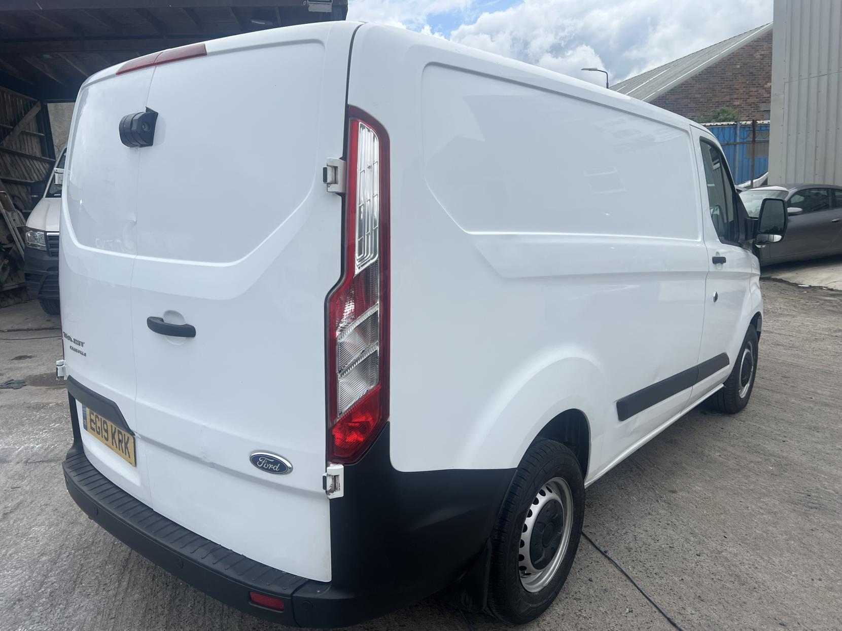 Ford Transit Custom 2.0 280 EcoBlue Panel Van 5dr Diesel Manual L1 H1 Euro 6 (105 ps)