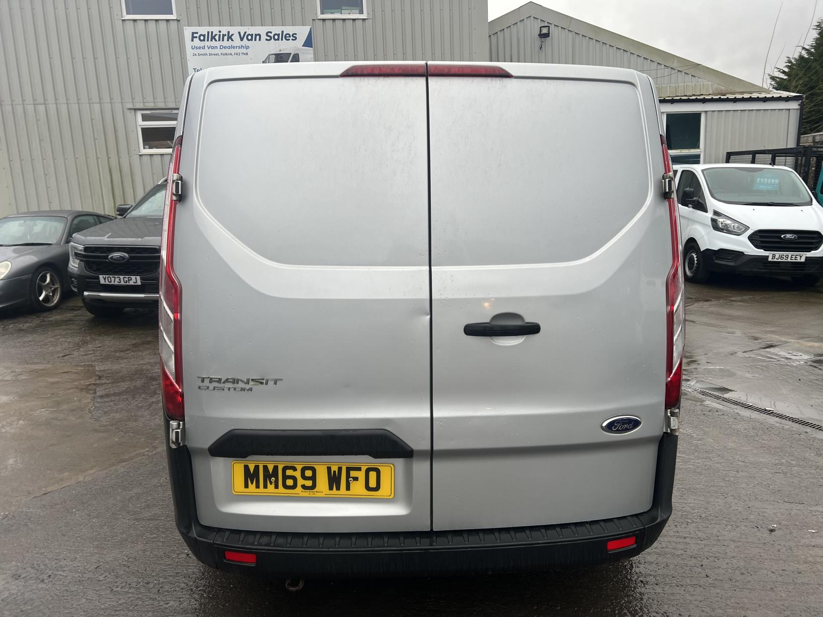 Ford Transit Custom 2.0 300 EcoBlue Leader Panel Van 5dr Diesel Manual L1 H1 Euro 6 (s/s) (105 ps)